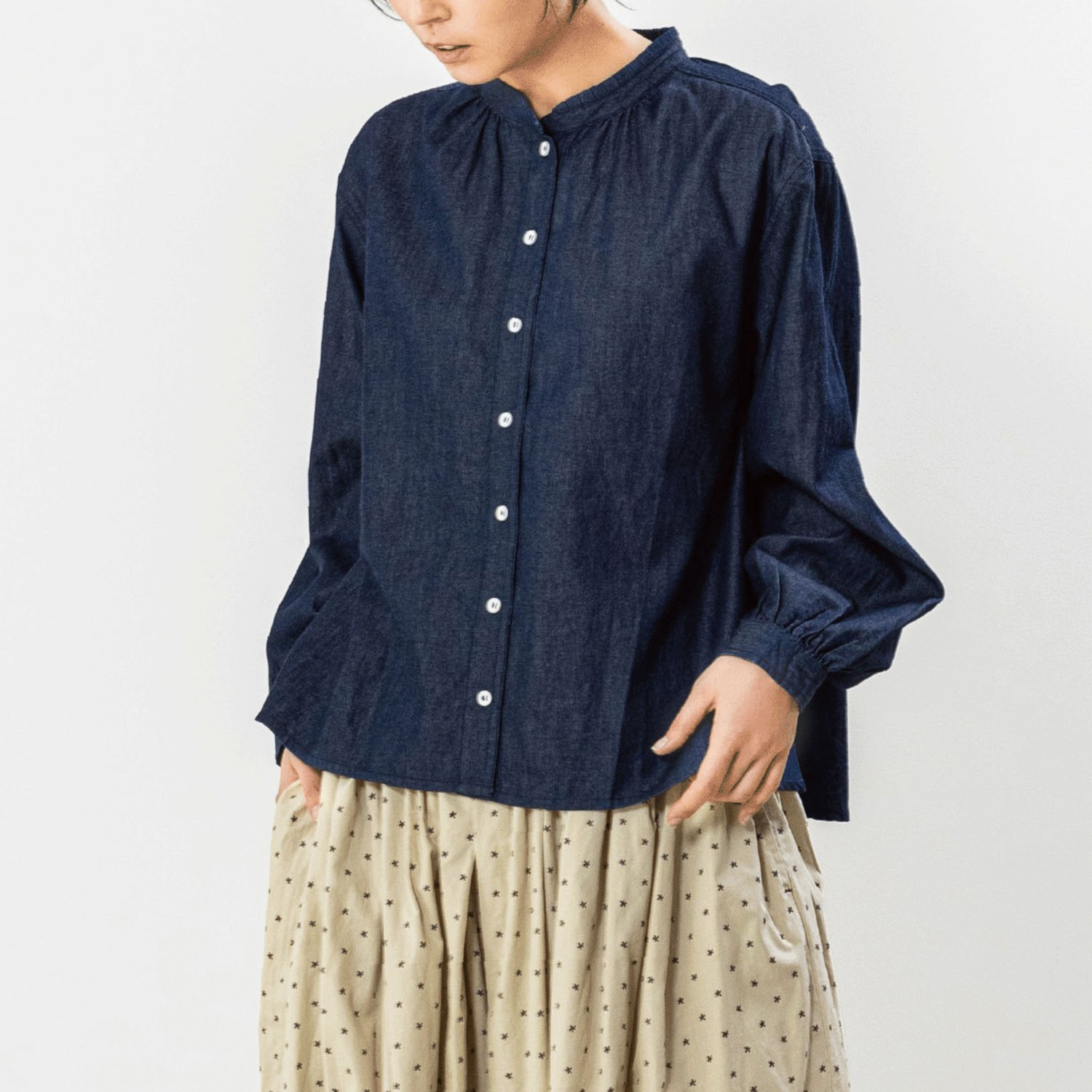 Northern Truck タック衿ギャーザーシャツ - 画像7