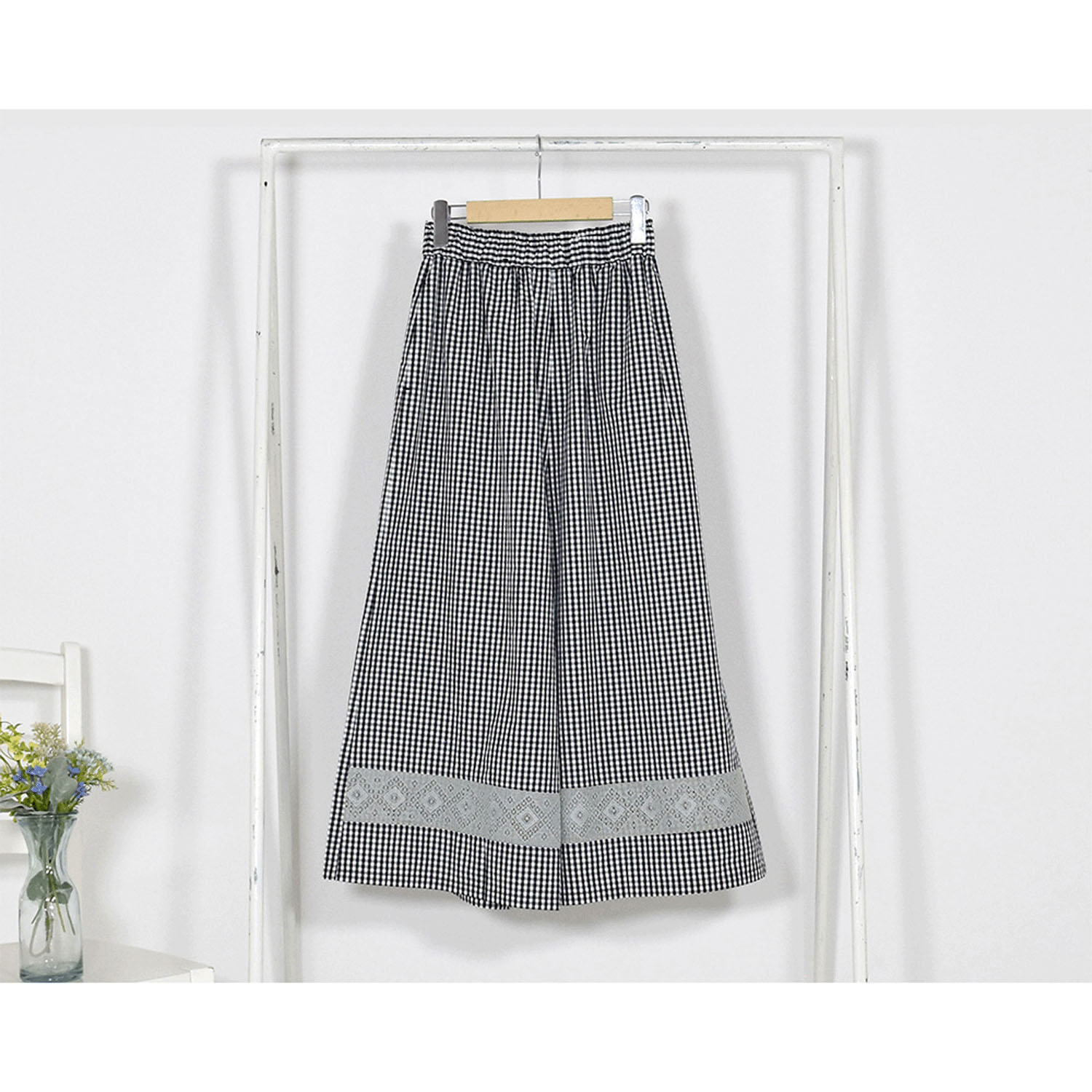 Keittoレース付きスカンツ - 画像2