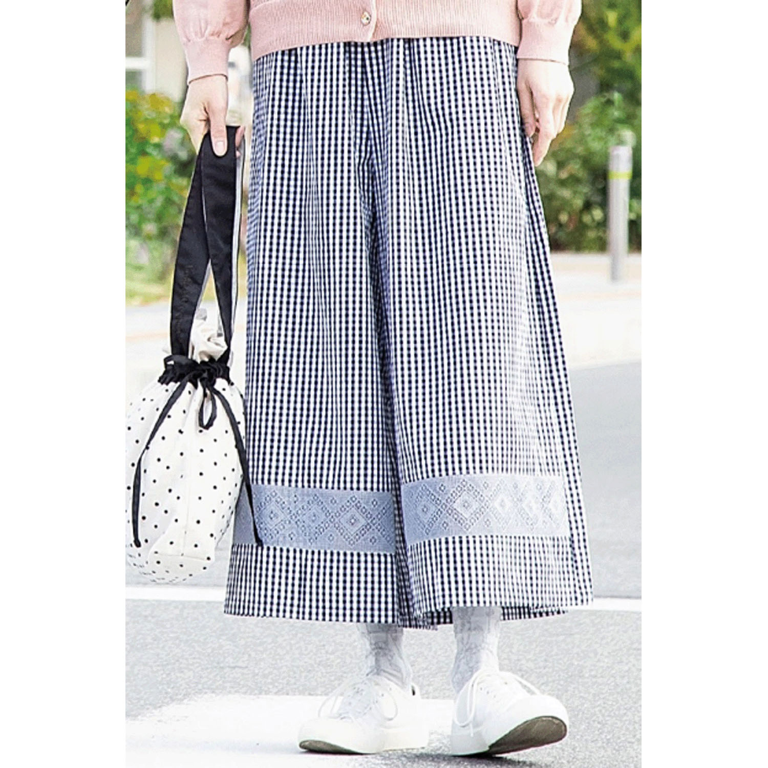 Keittoレース付きスカンツ