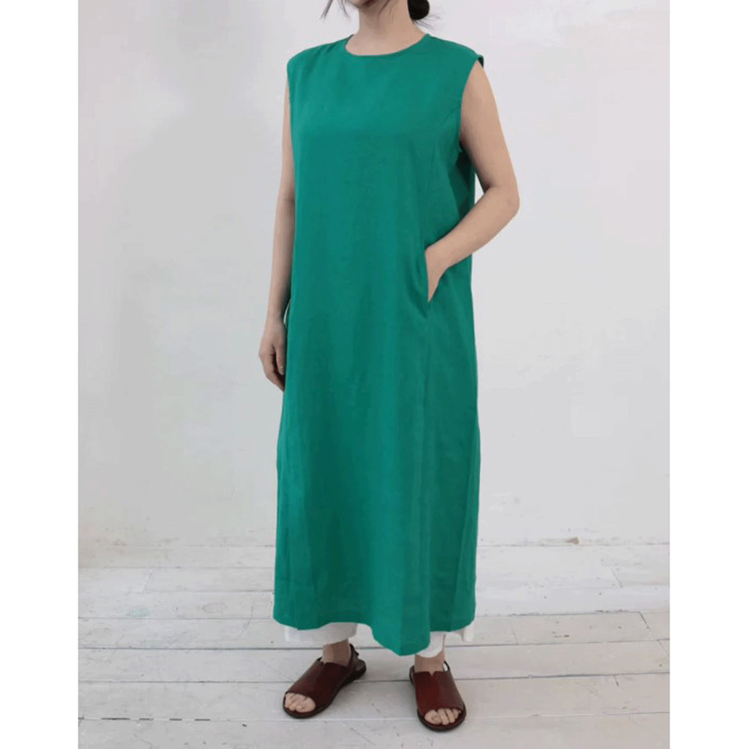 【Insta Live】YARRA リトアニアリネンノースリーブワンピース - 画像12