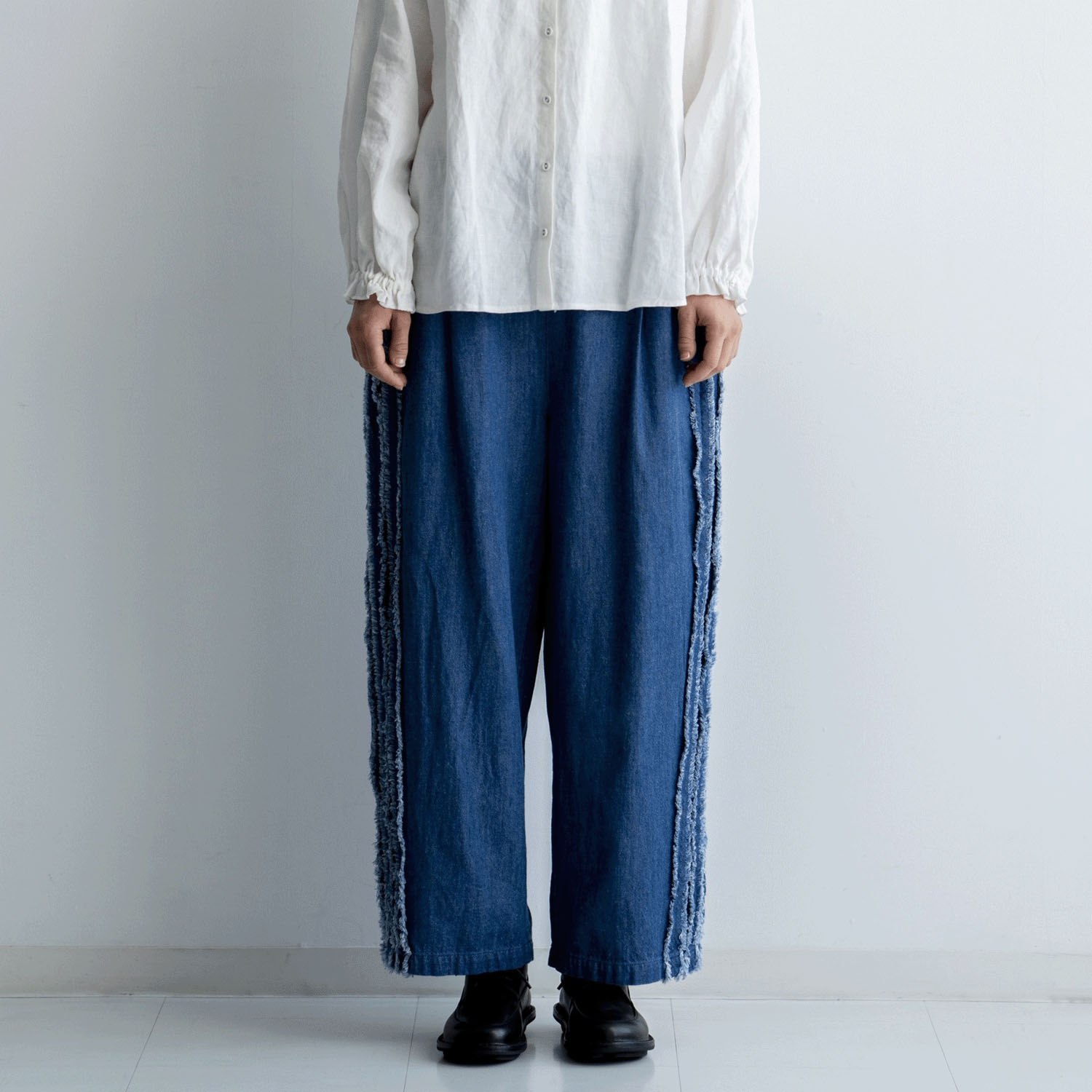 ista－ire 6．5oz甘撚りデニム サイドテープパンツ - 画像1