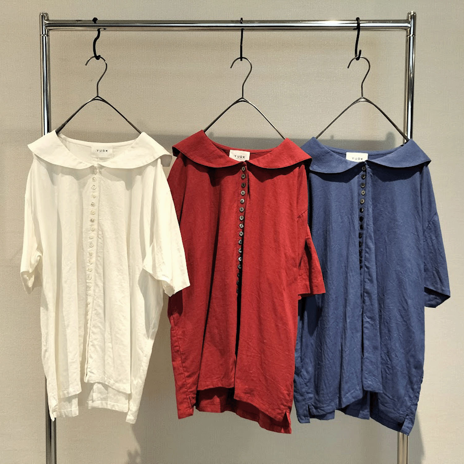 【Insta Live】YURK geniet van メニーボタンシャツ - 画像2