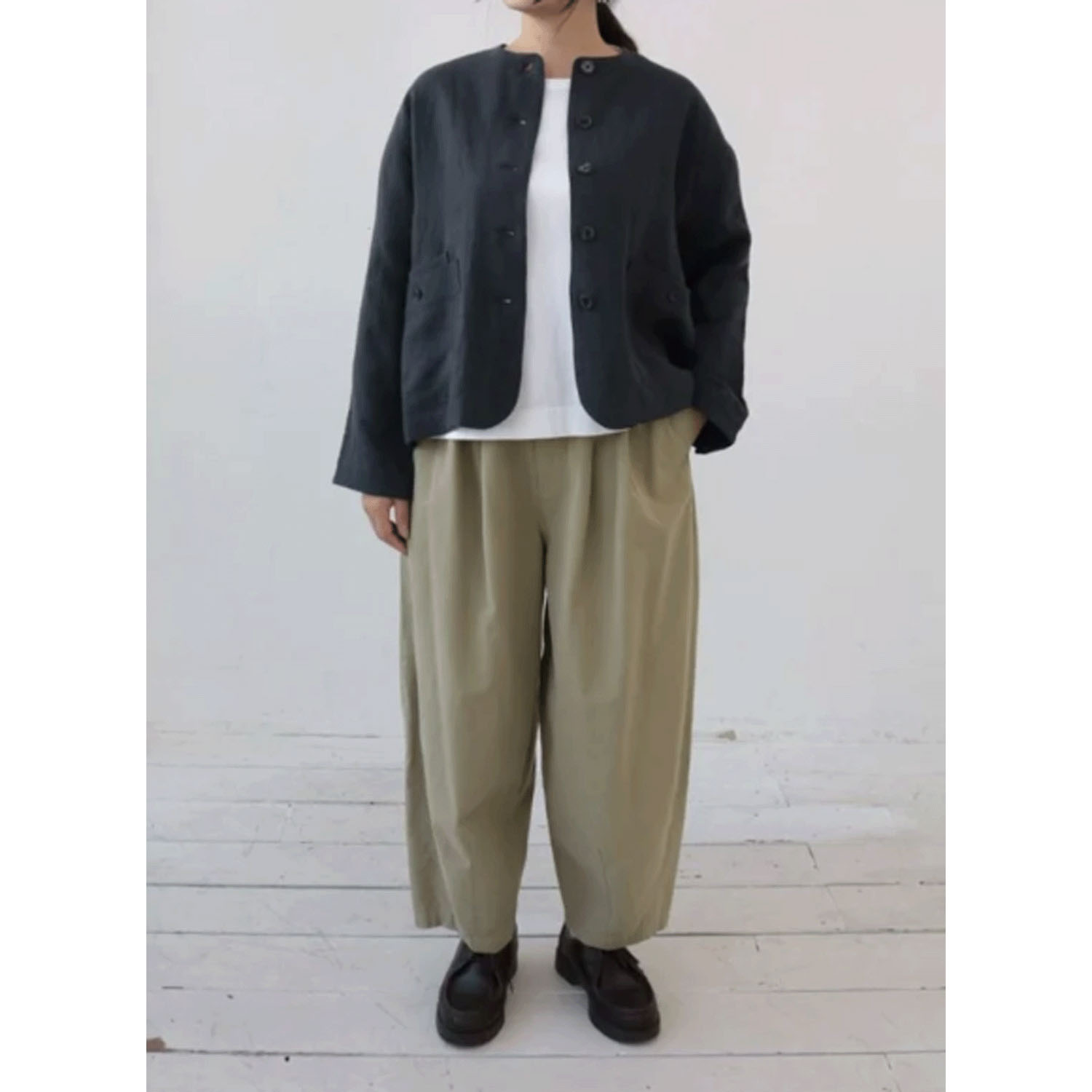 YARRA リネンノーカラージャケット - 画像11