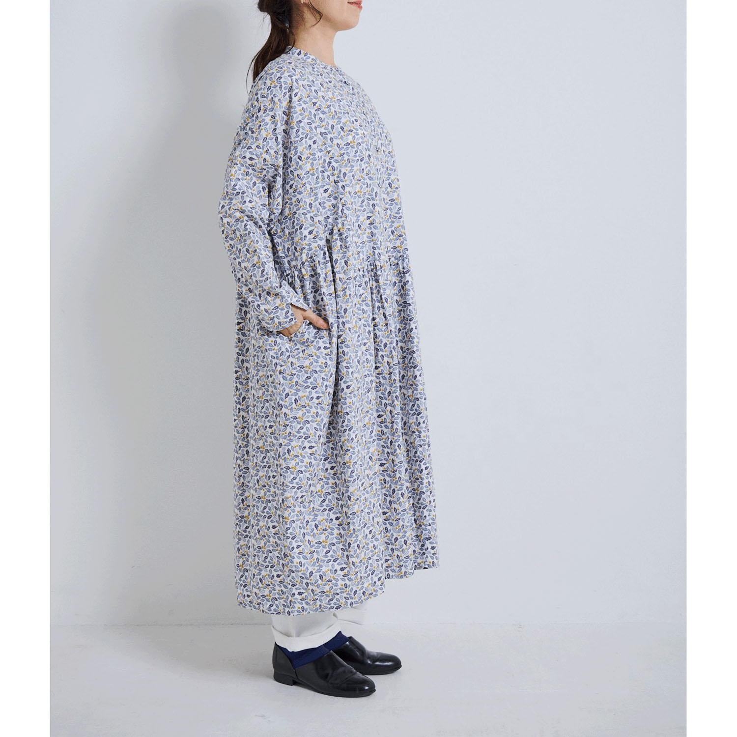 YURK geniet van ギャザーワンピース - 画像3