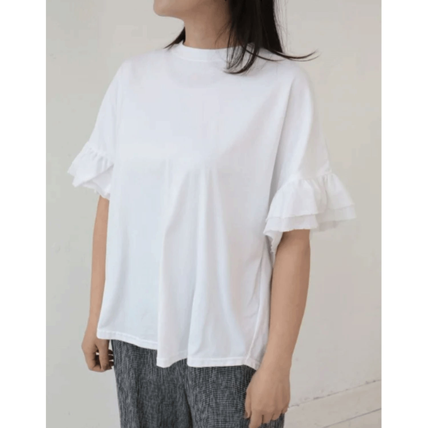 YARRA 異素材フリルスリーブカットプルオーバー