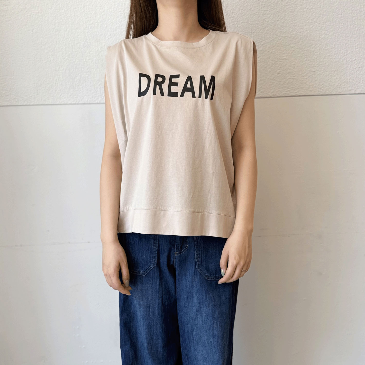 ロゴ入りノースリーブシャツ - 画像5