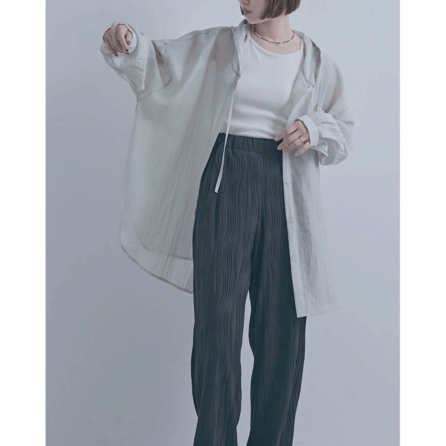 フード付きビッグシャツ