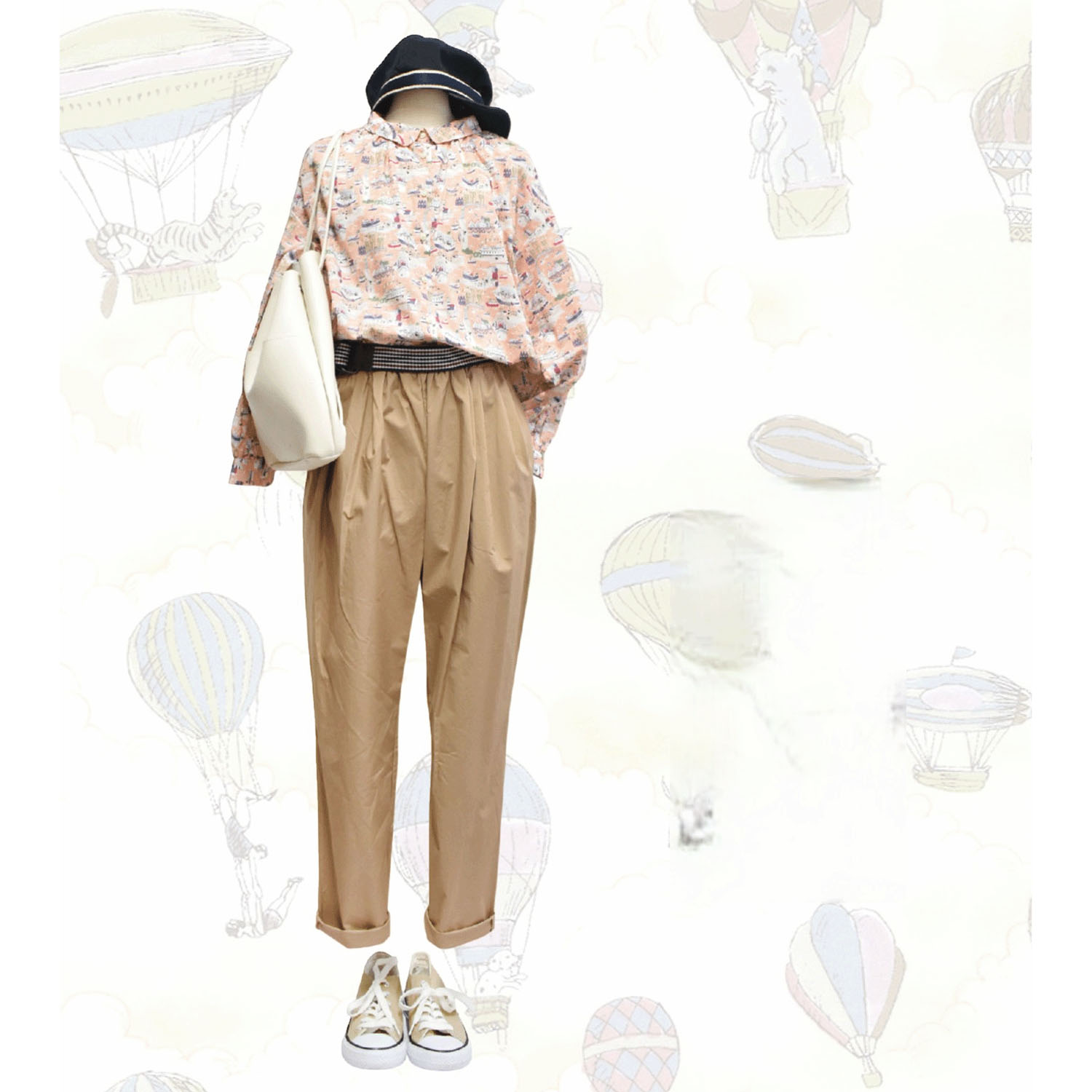 イヌと船柄ブラウス - 画像1