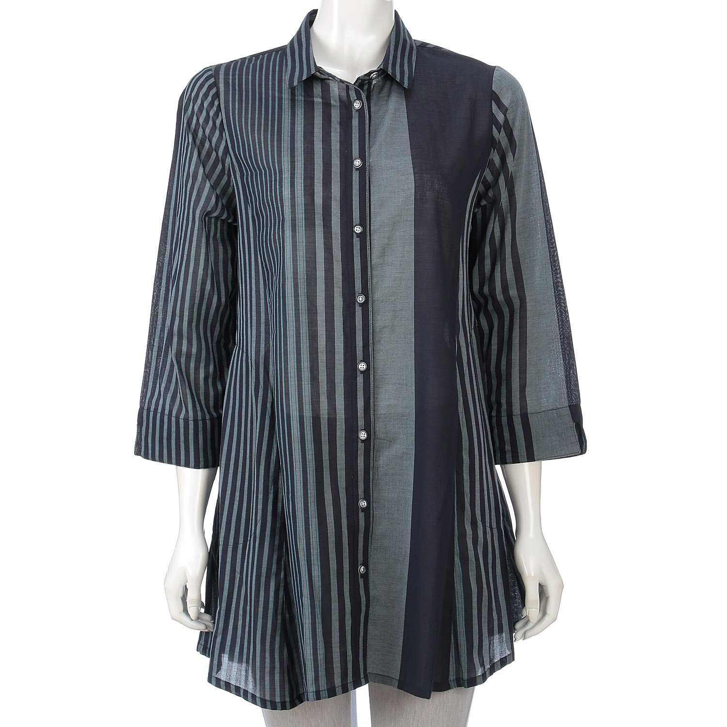 ストライプブラウス