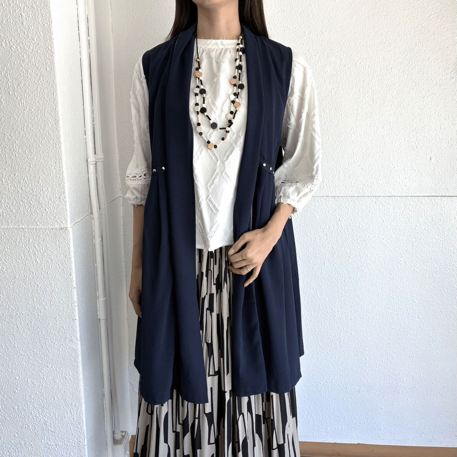 【Insta Live】ロングベスト - 画像1