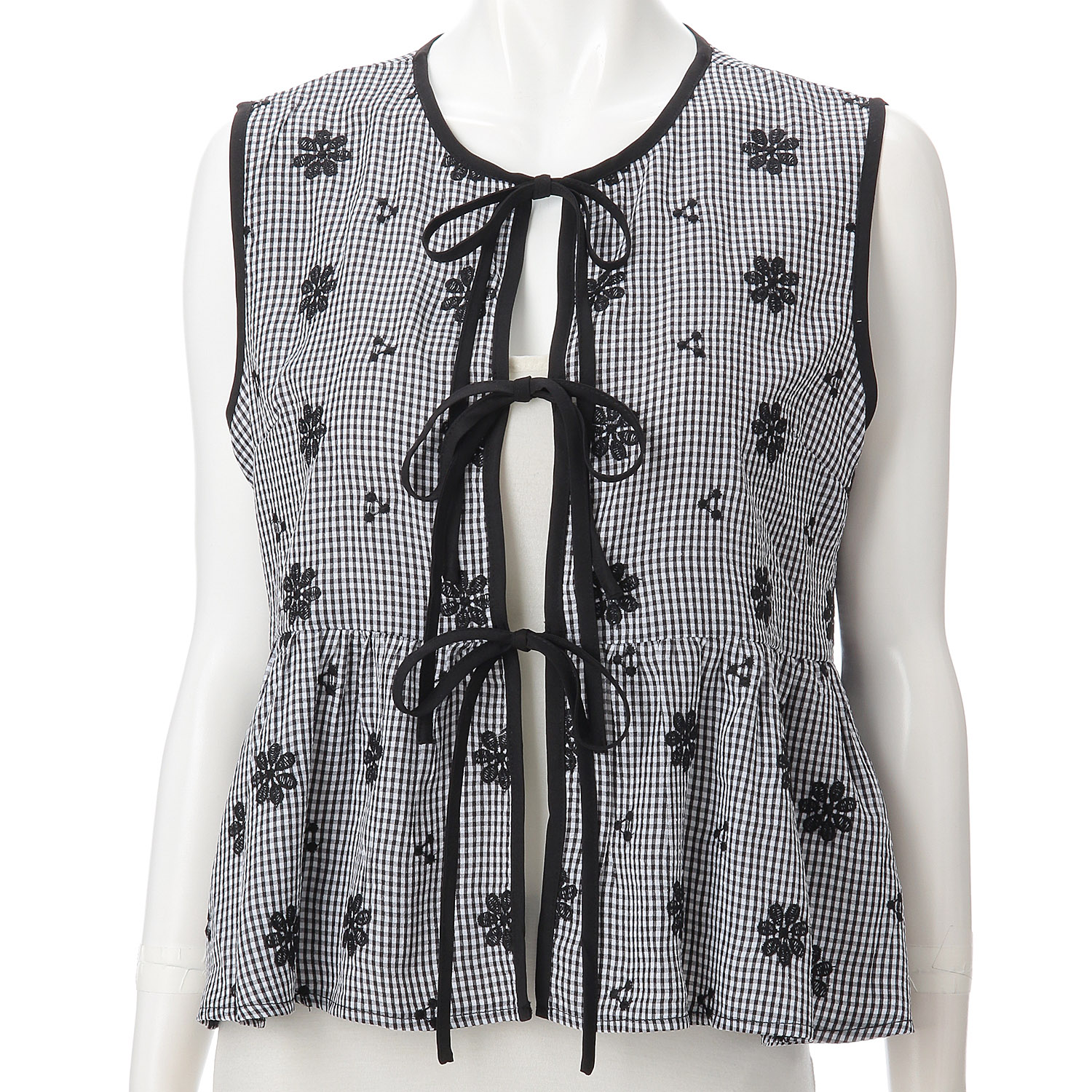 フロントリボンベスト