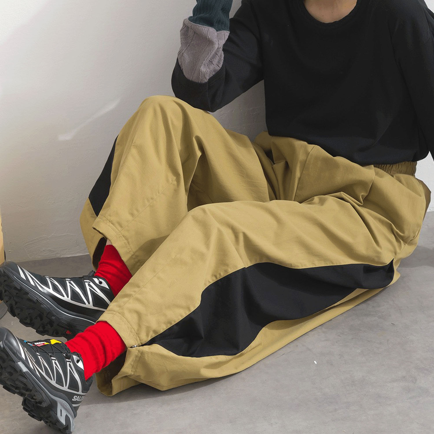 【ETONET限定】 iriey 脇タックコクーンパンツ - 画像11