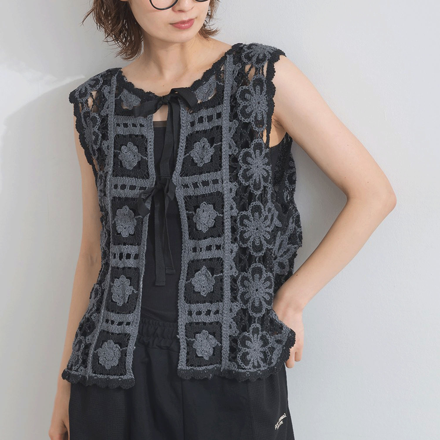 【ETONET限定】 iriey クロシェモチーフ2WAYベスト - 画像3