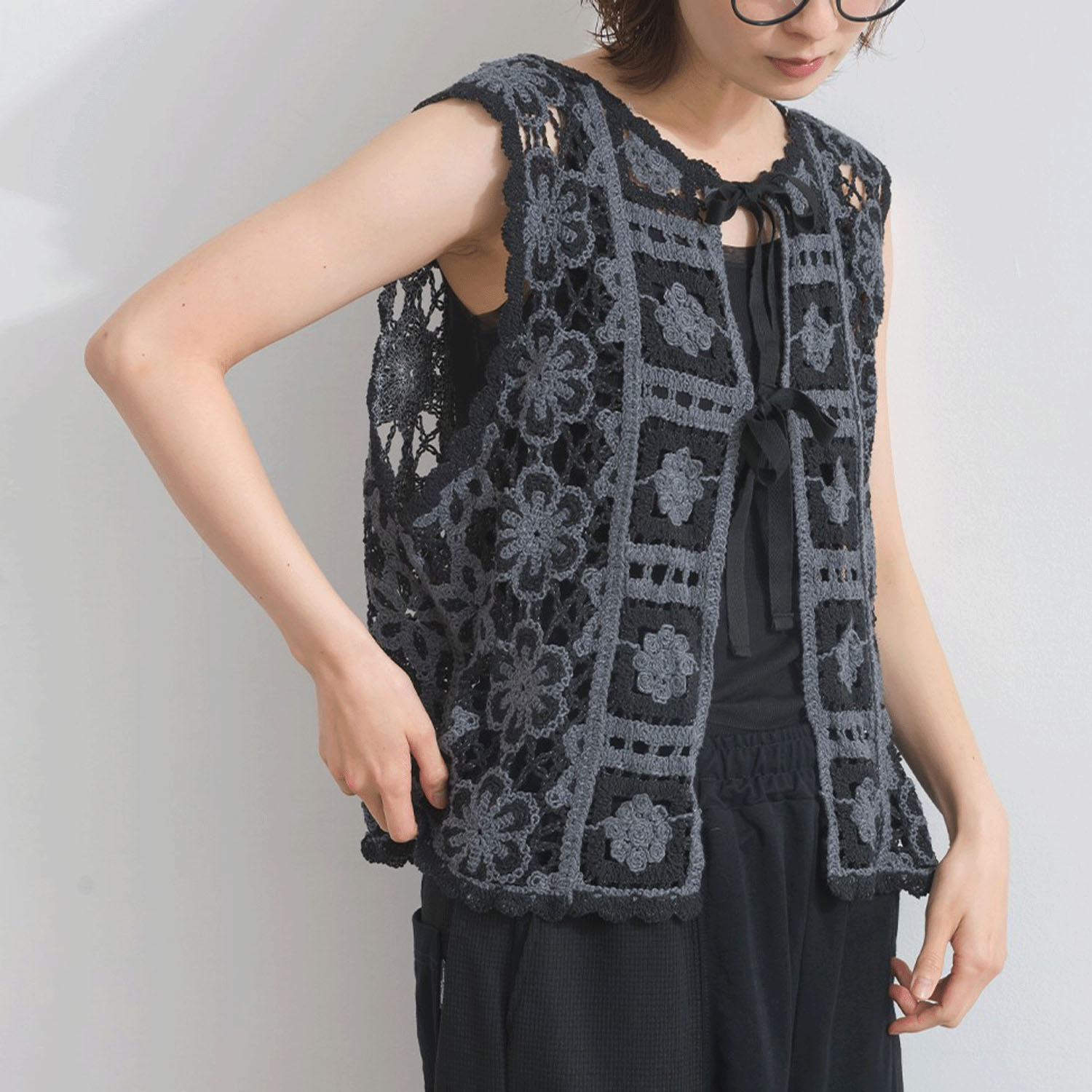 【ETONET限定】 iriey クロシェモチーフ2WAYベスト - 画像4