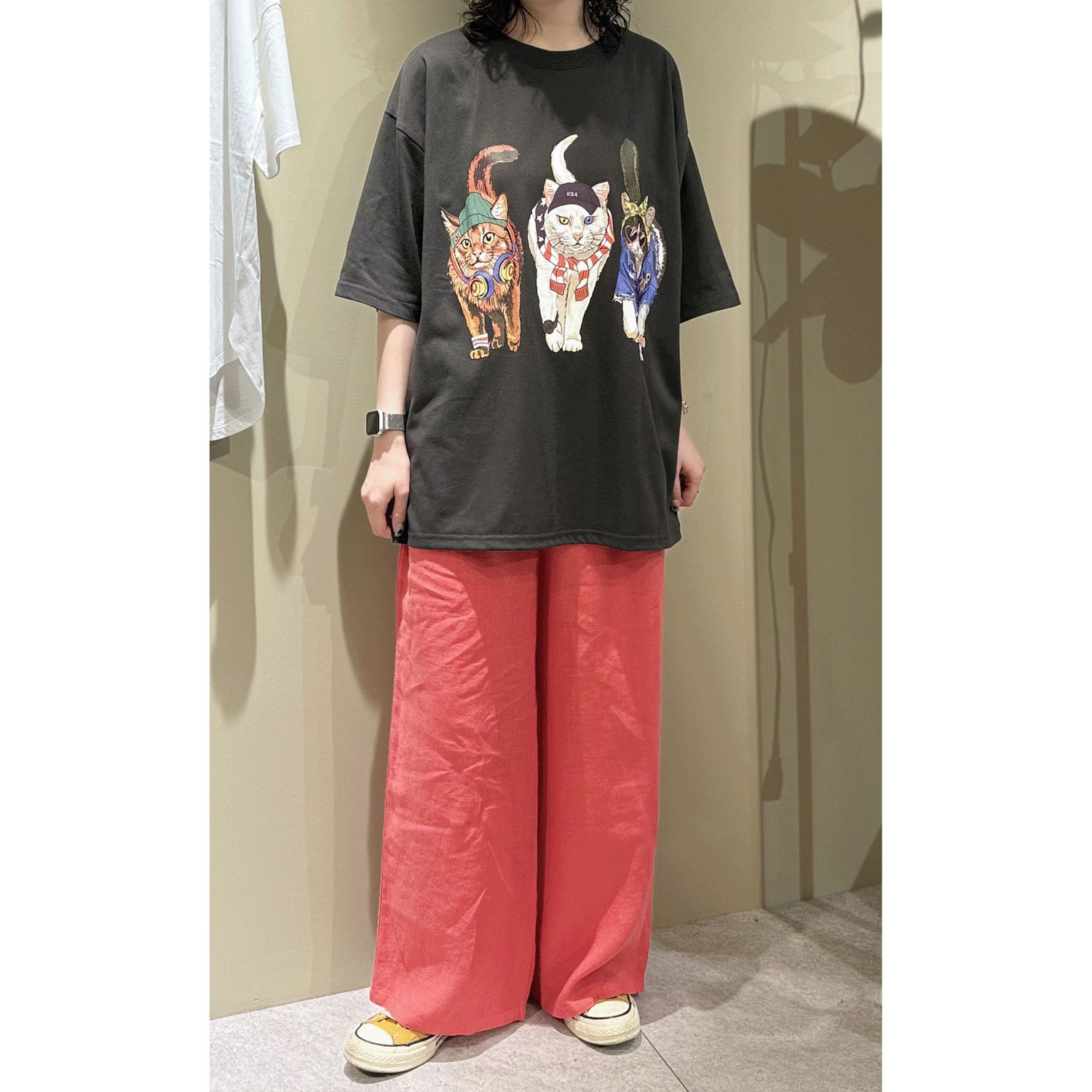 【LLサイズ、新色追加】【Insta Live】CORISCO Animal Village 前後プリントネコTシャツ - 画像19