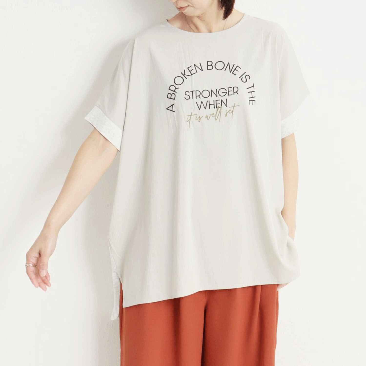 le colis 前身フハクロゴTEE