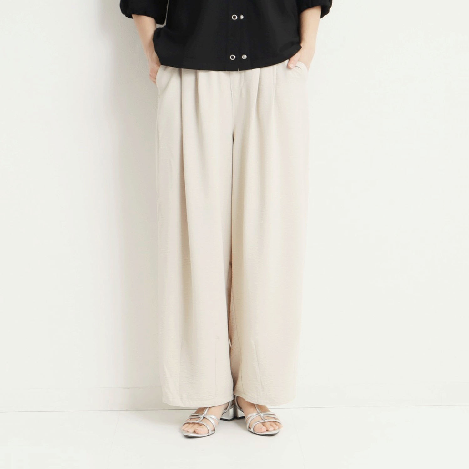 le colis タックコクーンパンツ