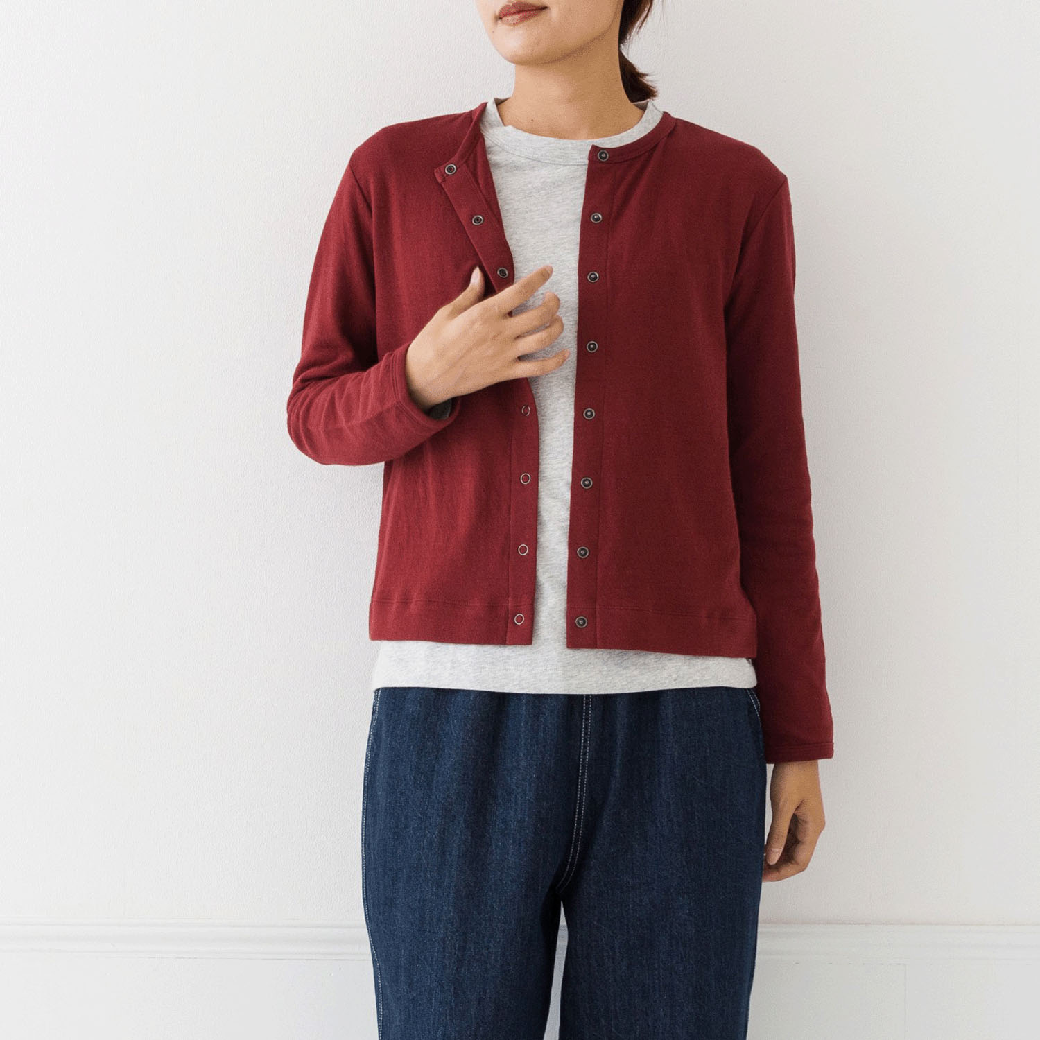 【お取り寄せ】kermu コットン接結天竺クルーネックカーディガン - 画像15