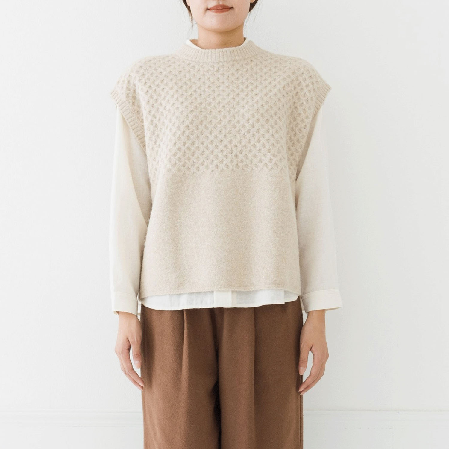 【お取り寄せ】kermu マーセライズウール柄編みベスト - 画像1