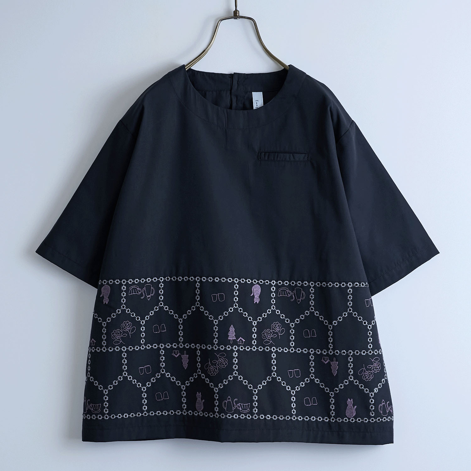 Emago おうち透かし刺繍ブラウス