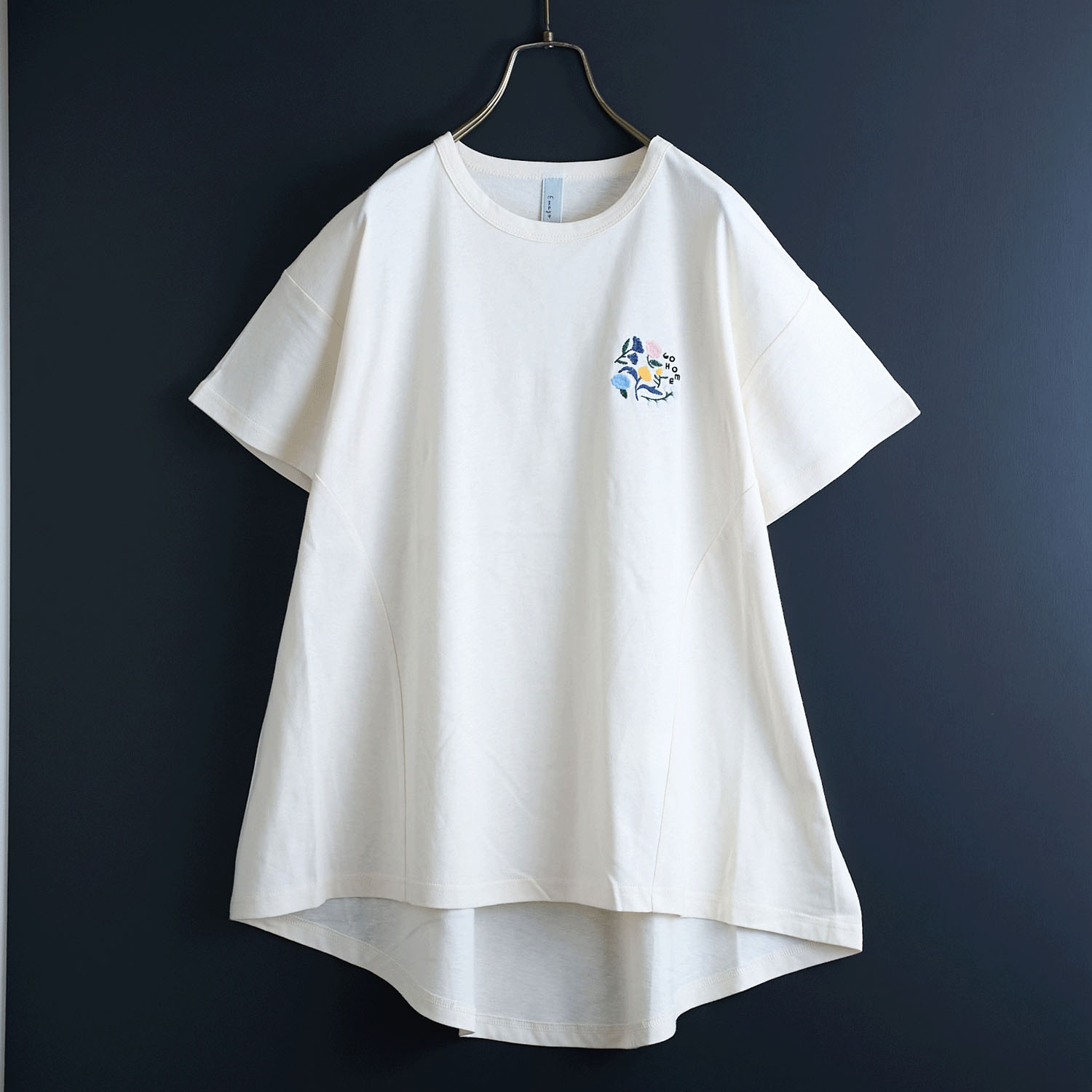【お取り寄せ】Emago 花刺繍フレアTシャツ - 画像3