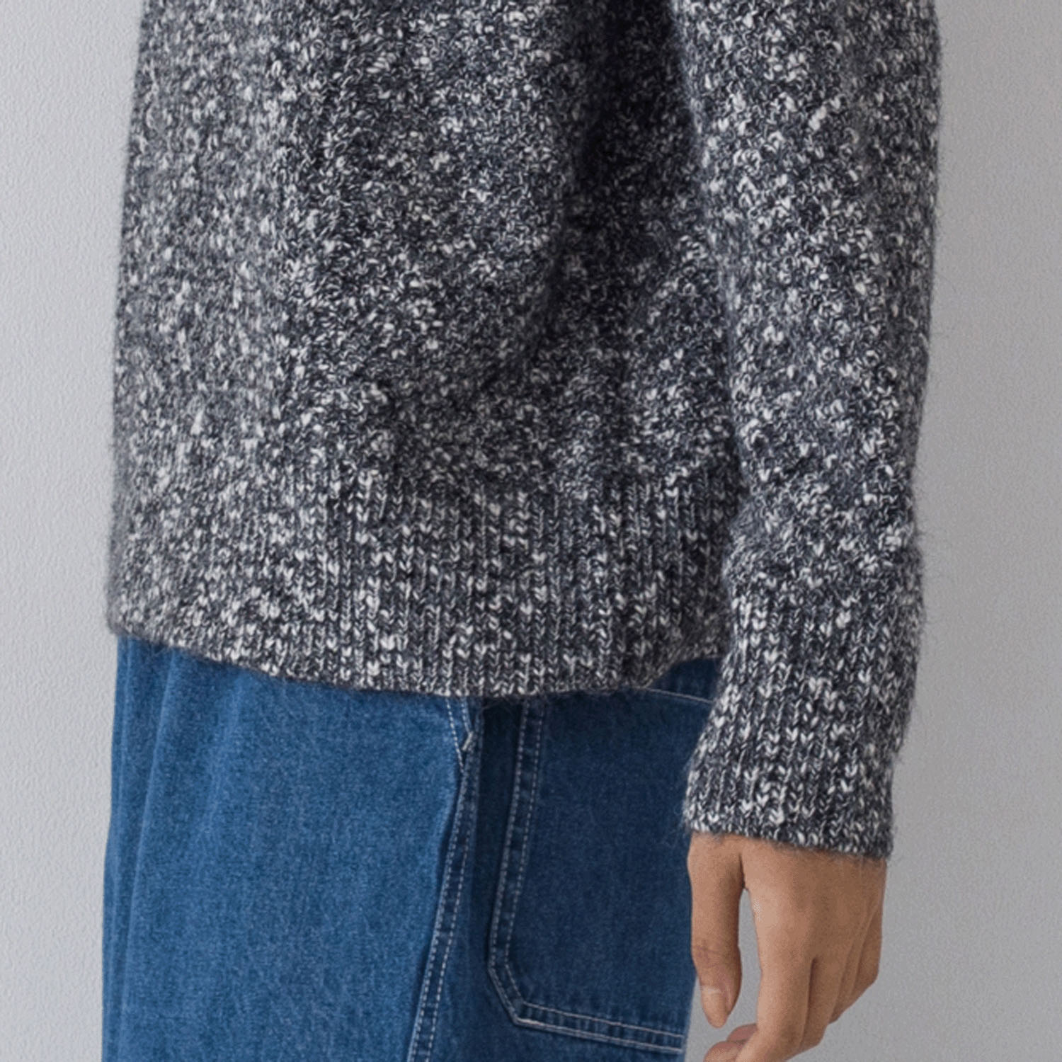 【お取り寄せ】kermu メランジニットカノコ編みハイネックセーター - 画像4