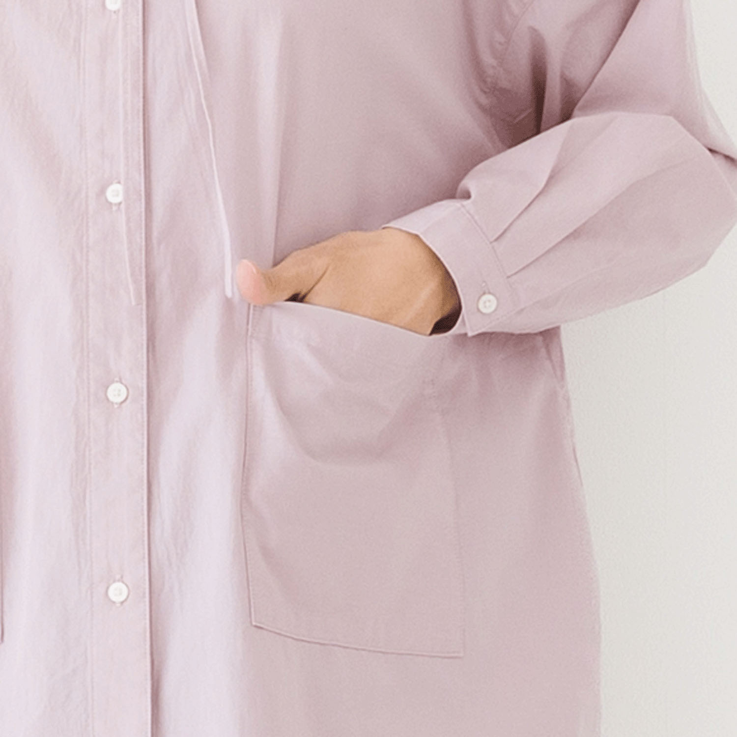 【お取り寄せ】Kermu コットンポムリンワッシャー前ストリングオーバーシャツ - 画像16