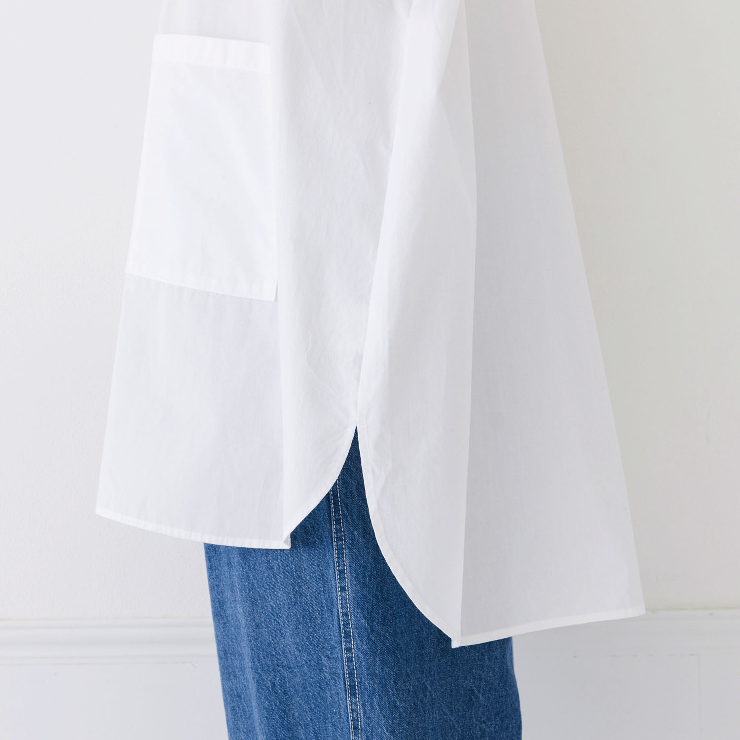 【お取り寄せ】Kermu コットンポムリンワッシャー前ストリングオーバーシャツ - 画像7