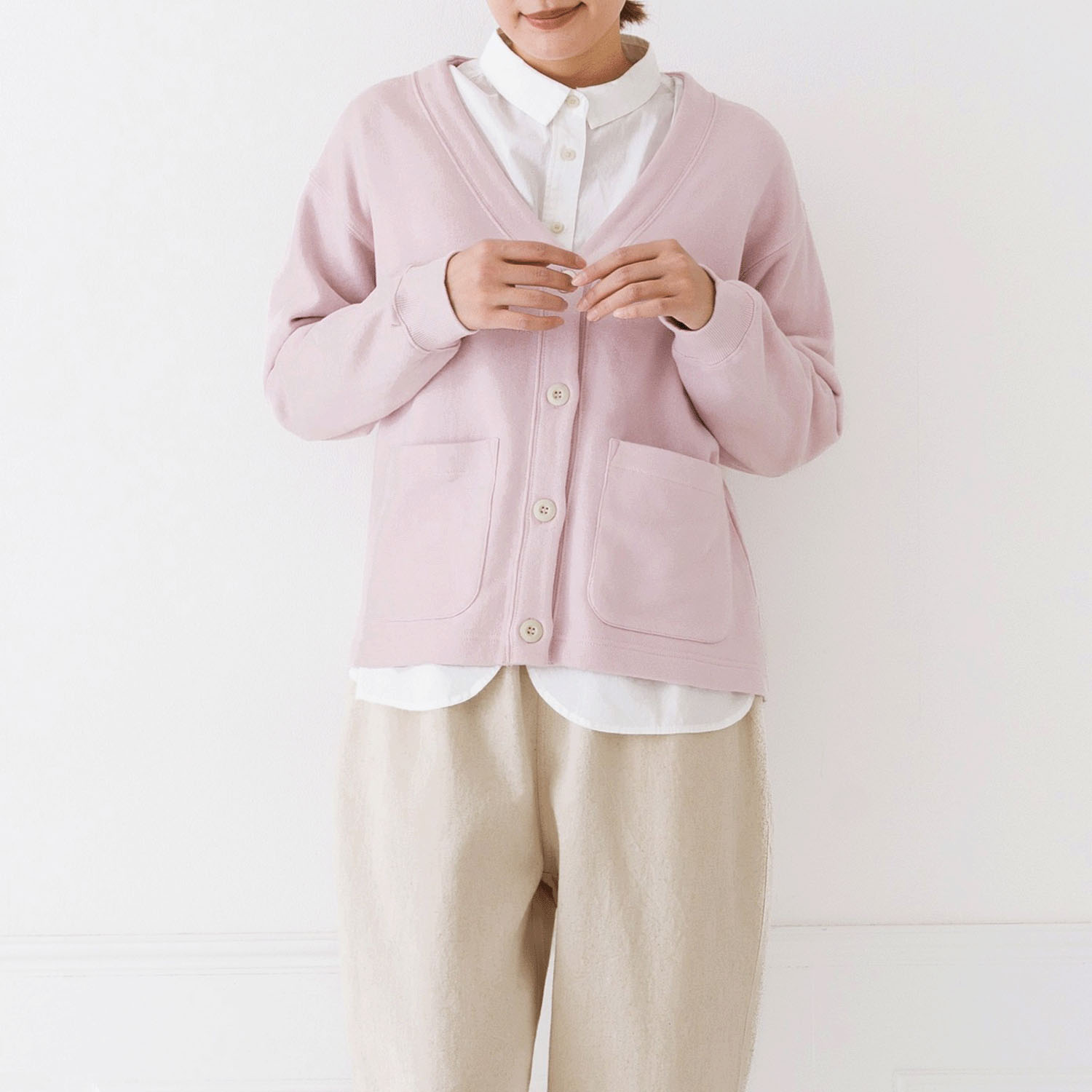 【お取り寄せ】Kermu コットンガーゼ裏毛バイカラーVネックカーディガン - 画像13