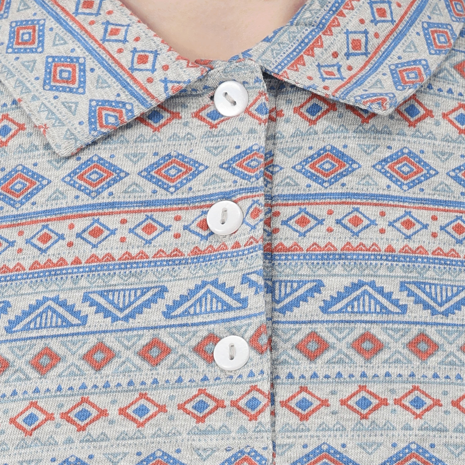 T’BIS STUDIO 長袖幾何柄総プリントポロシャツ - 画像2