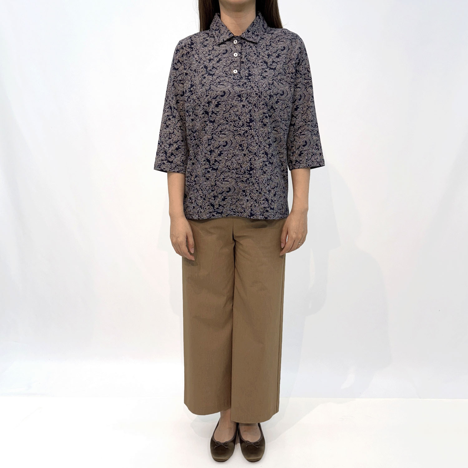 T’BIS STUDIO オリエンタル柄総プリント7分袖ポロシャツ - 画像2