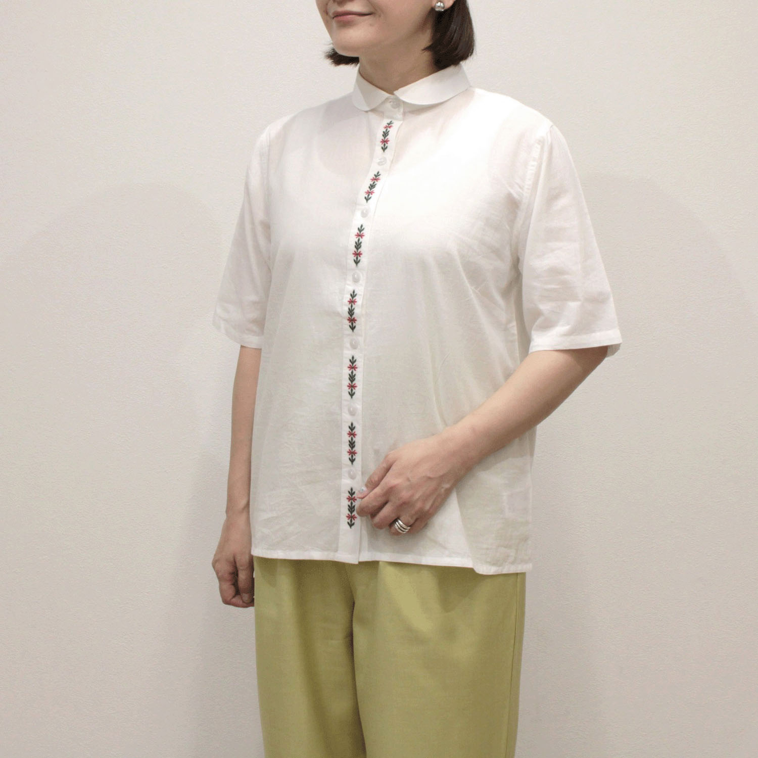 notorico 前立て刺繍半袖丸襟インド綿シャツ