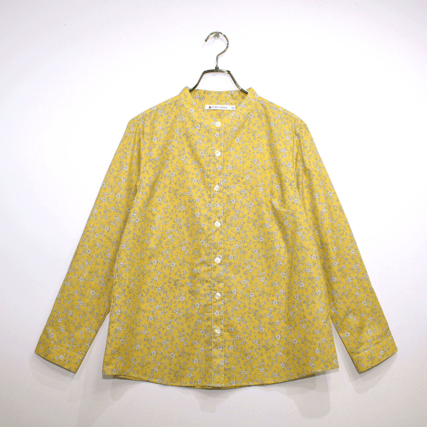 T’BIS STUDIO 小花柄プリントスタンドネック長袖シャツ - 画像8