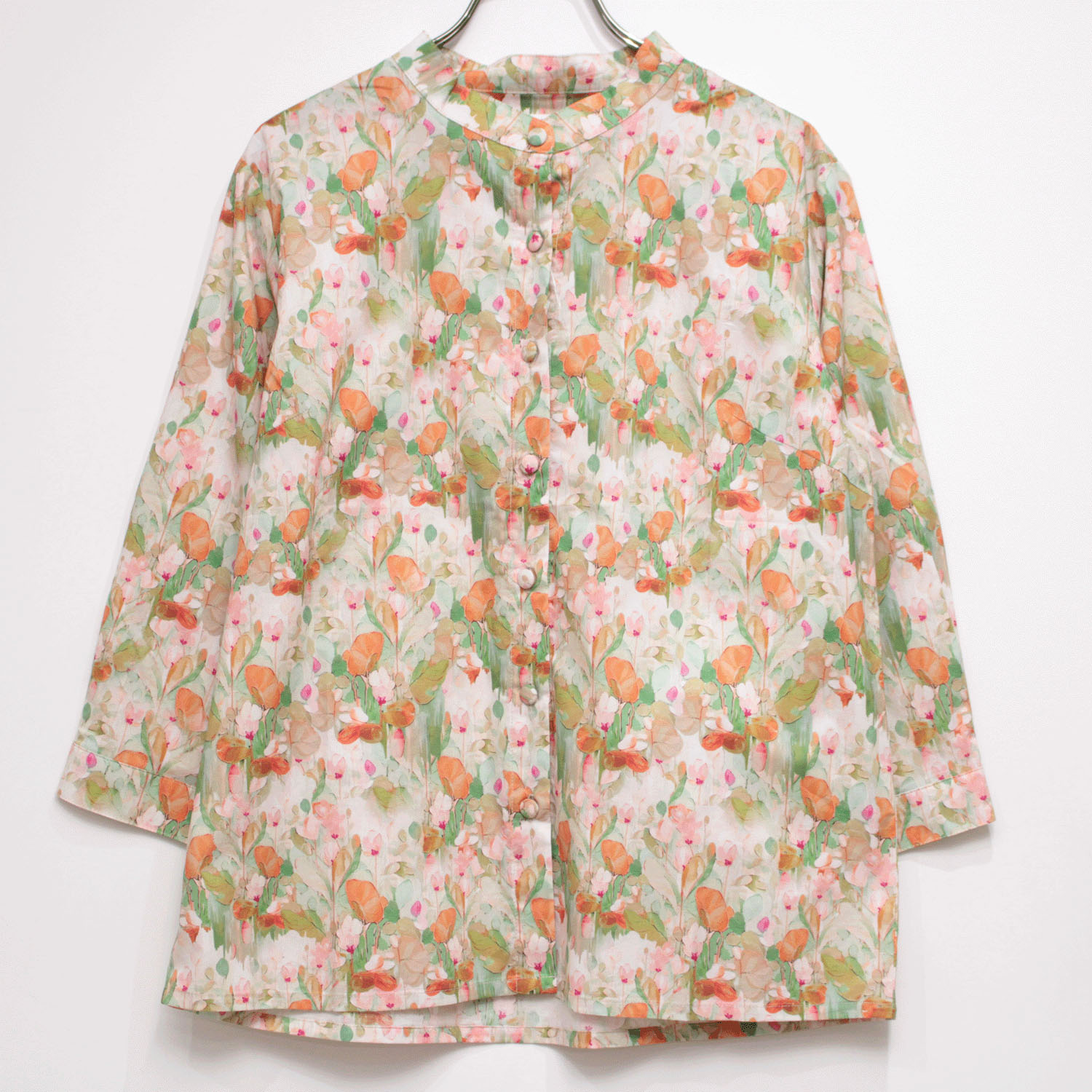 T’BIS STUDIO 7分袖水彩花柄スタンドネックシャツ - 画像9