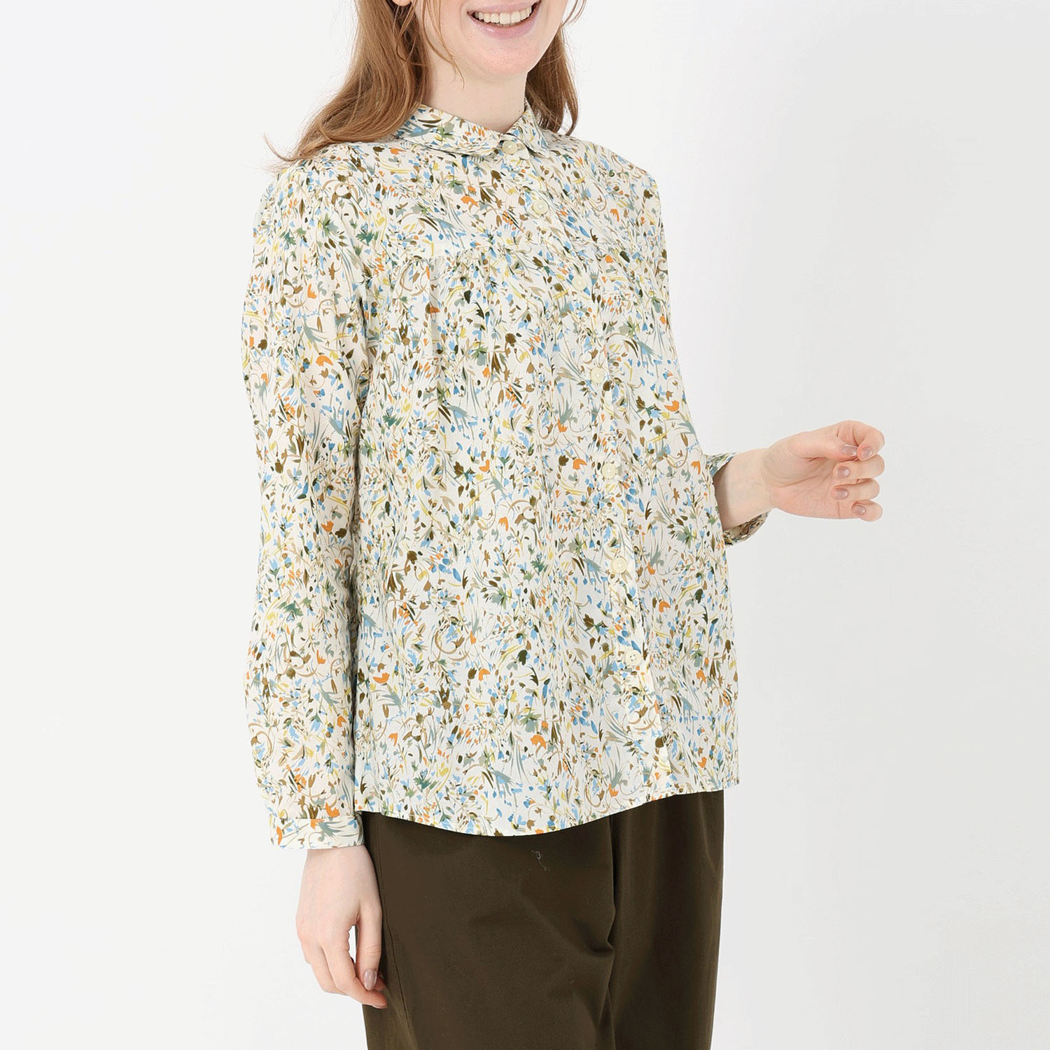 T’BIS STUDIO 水彩花柄プリント胸切替ギャザーシャツ