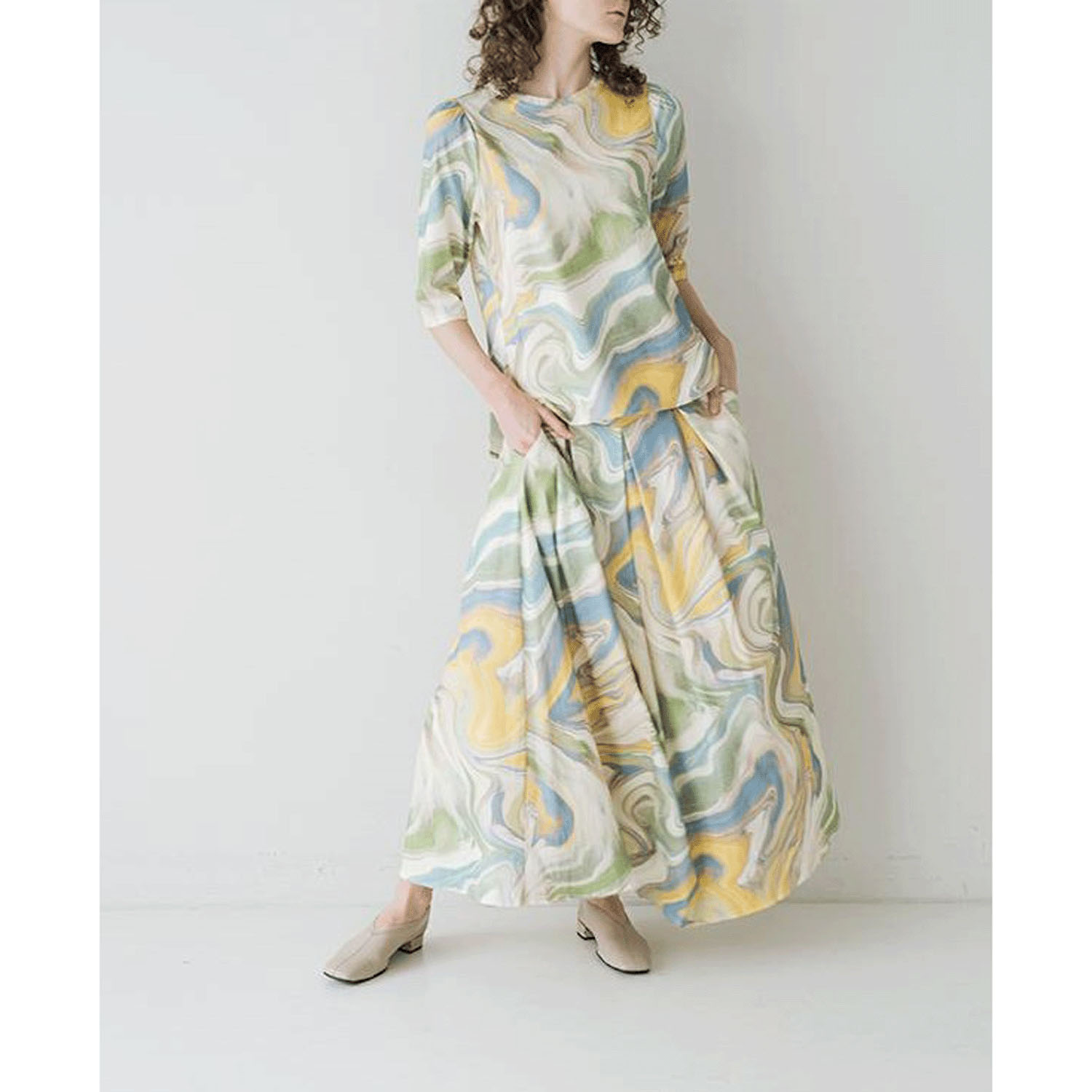 【お取り寄せ】akane マーブル柄プリントT - 画像2