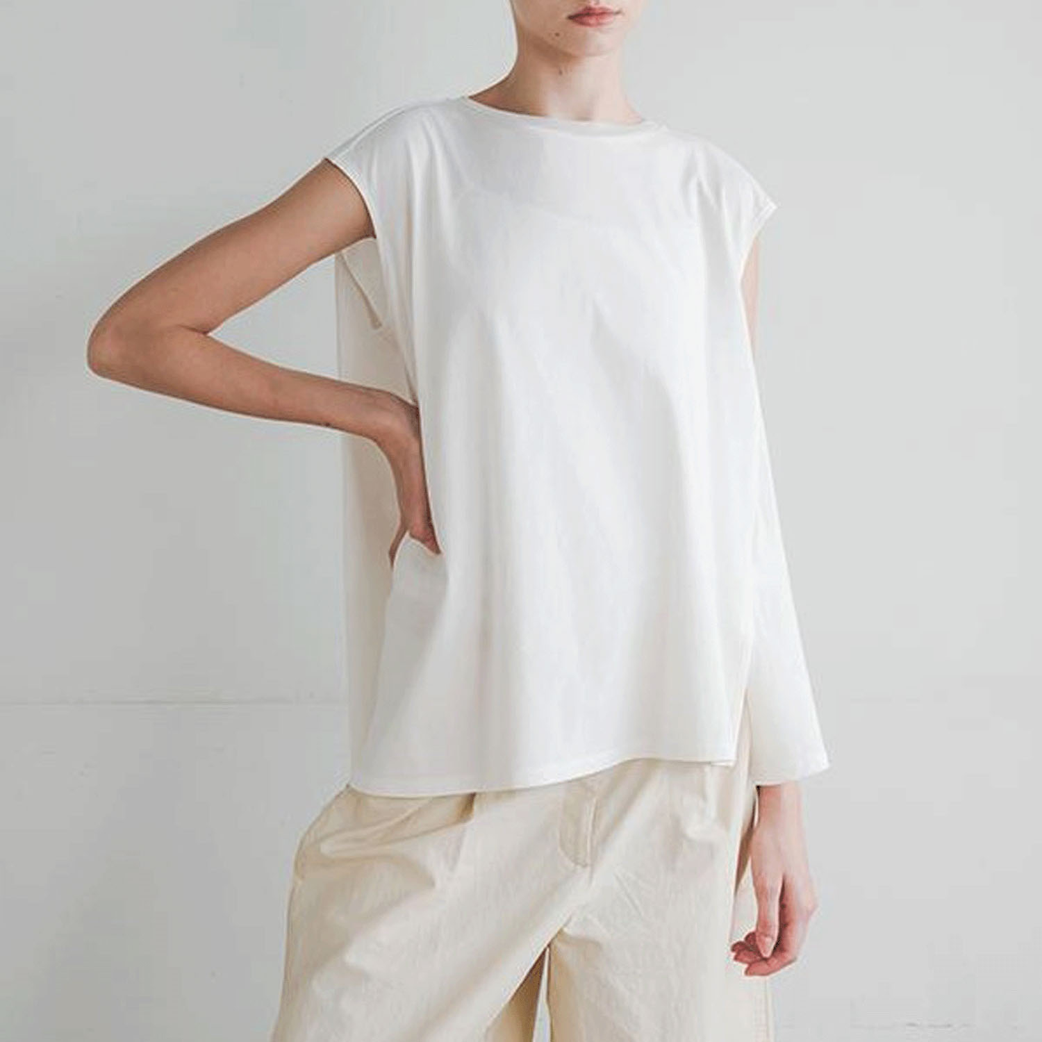 【お取り寄せ】akane アシメフレンチスリーブトップス - 画像2