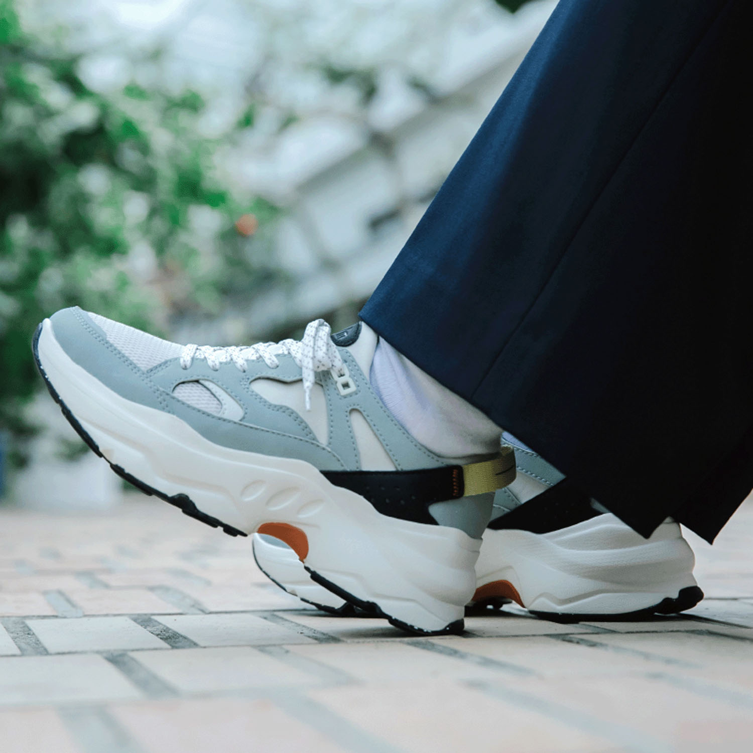 ムーンスター B／M01チャグ