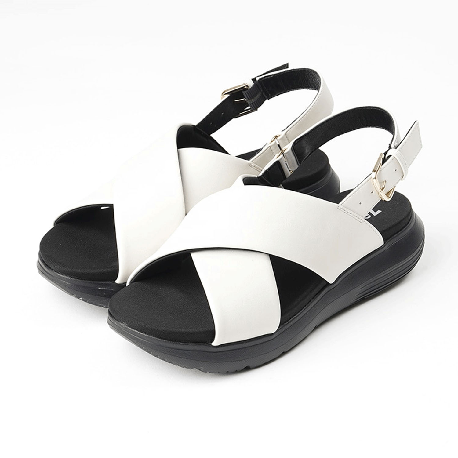 AcureZ 「軽×ラクサンダル」クロスベルトサンダル AO－10217 - 画像6