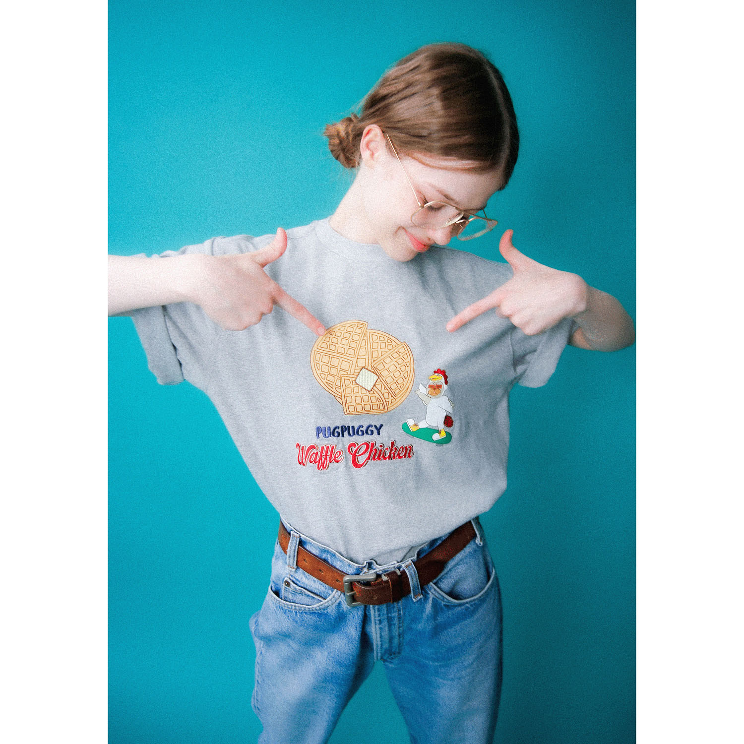 【3／26まで予約受付中】HUMAROUS  PUGFFLE CHICKEN Tee