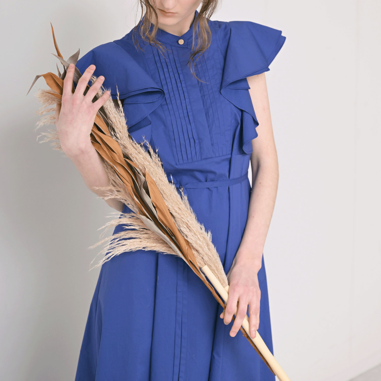 HERENCIA 肩フリルワンピース - 画像2