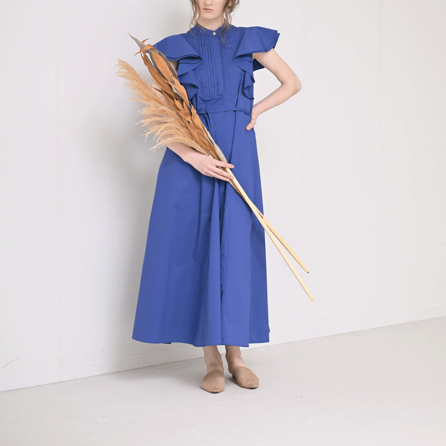 HERENCIA 肩フリルワンピース