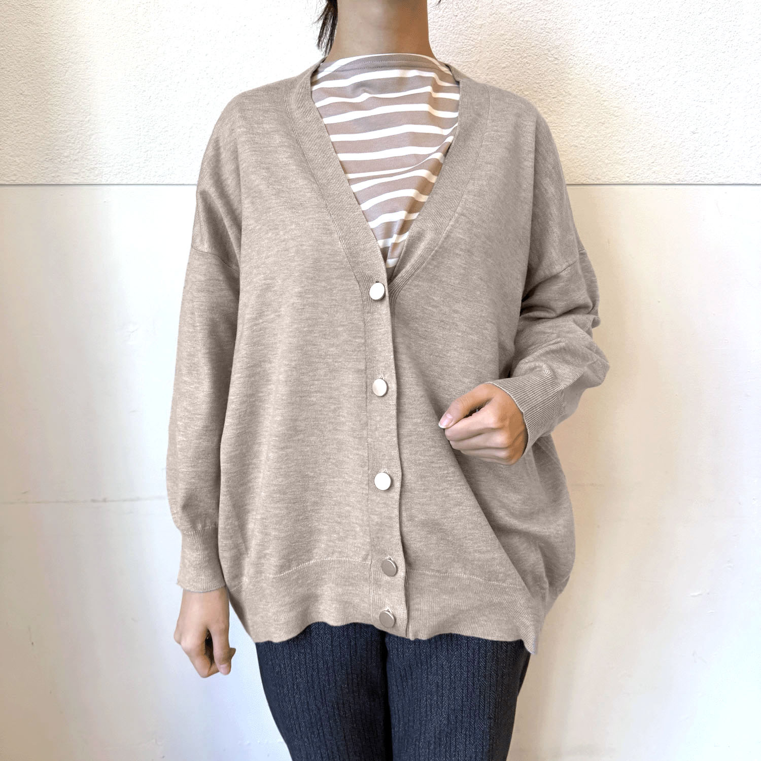 天竺ワイドVネックカーディガン - 画像6