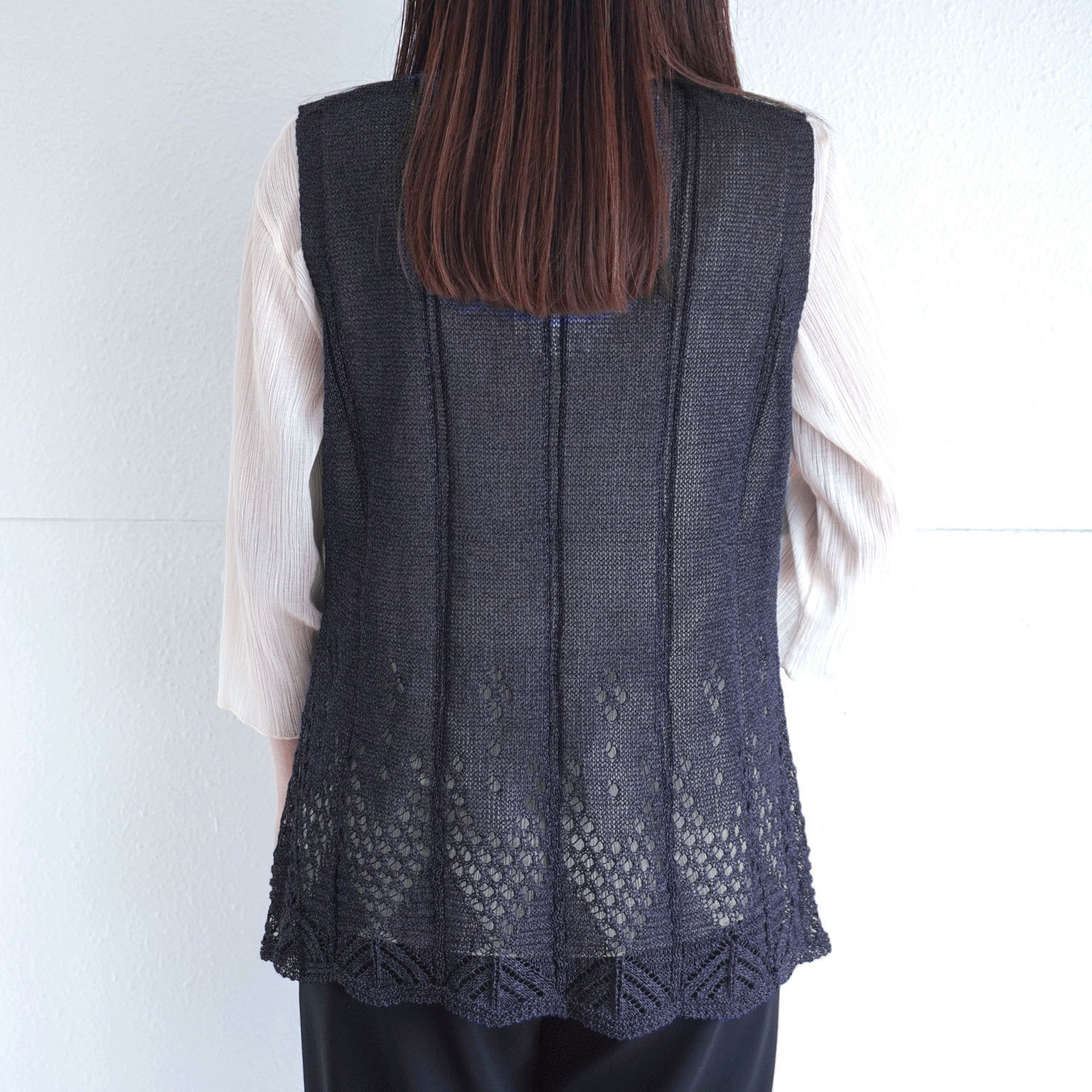 抄繊糸透かし編みベスト - 画像11