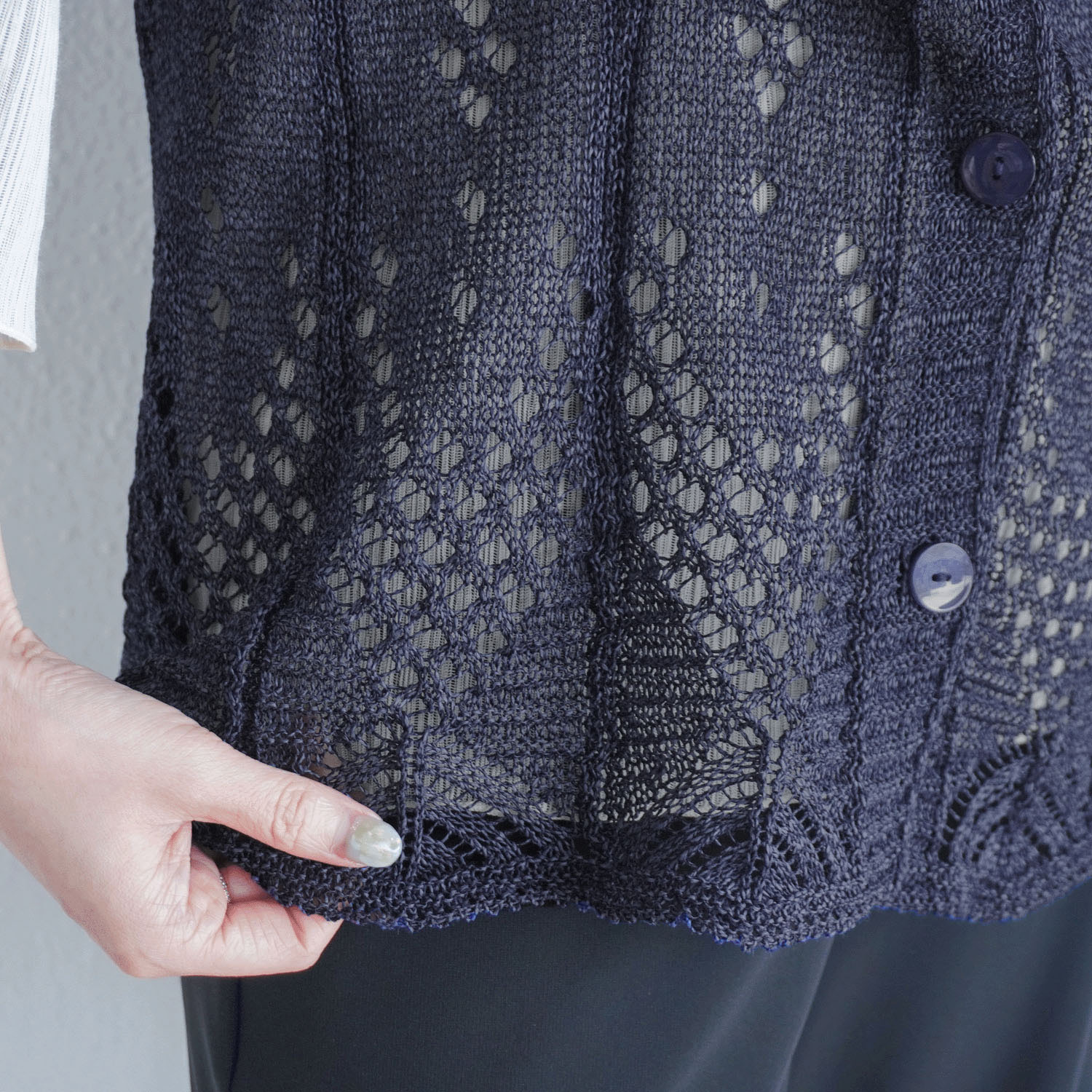 抄繊糸透かし編みベスト - 画像12