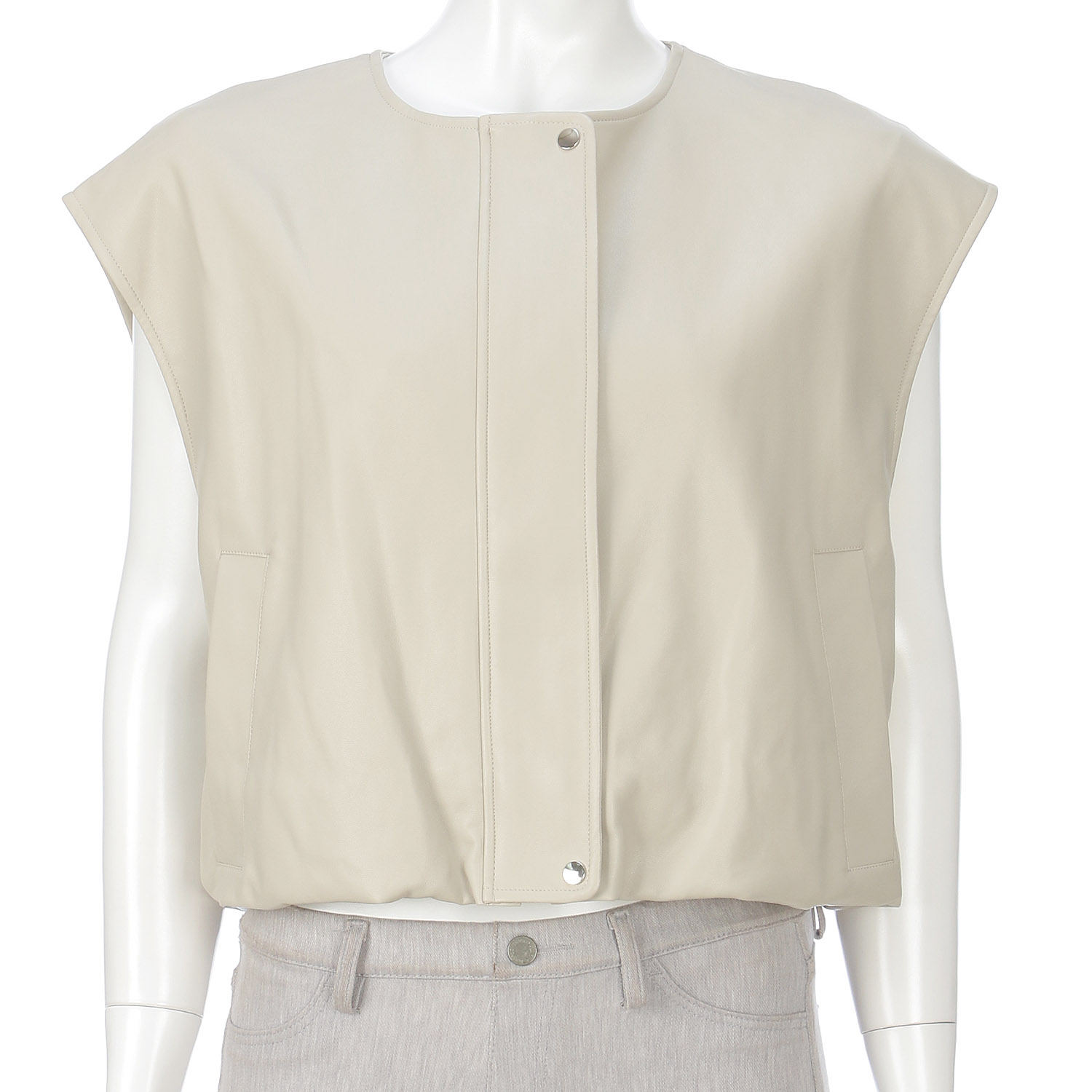 【＋me】フェイクレザーショートベスト - 画像1