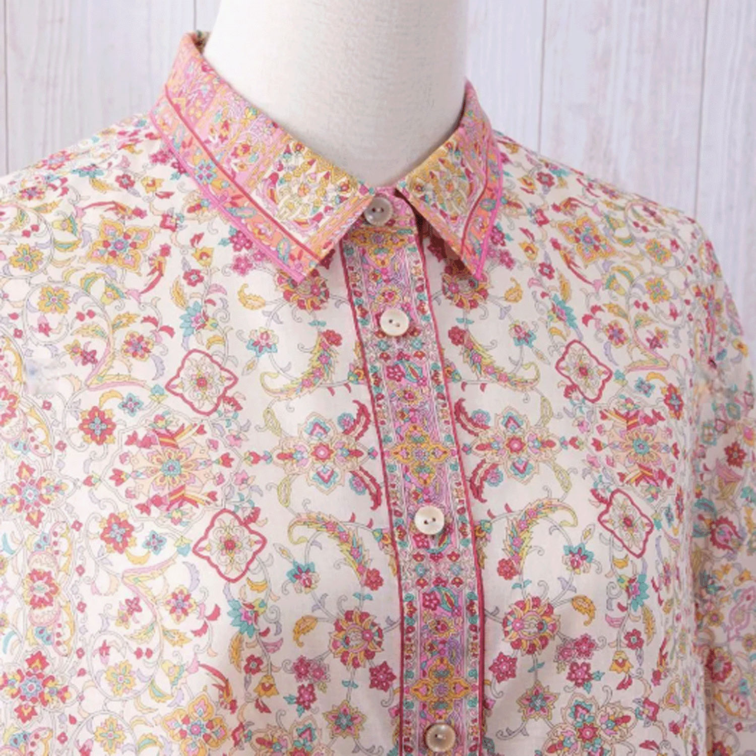 【ETONET限定】シルクロード 袖山タックシャツブラウス コンスタンティノープル - 画像7