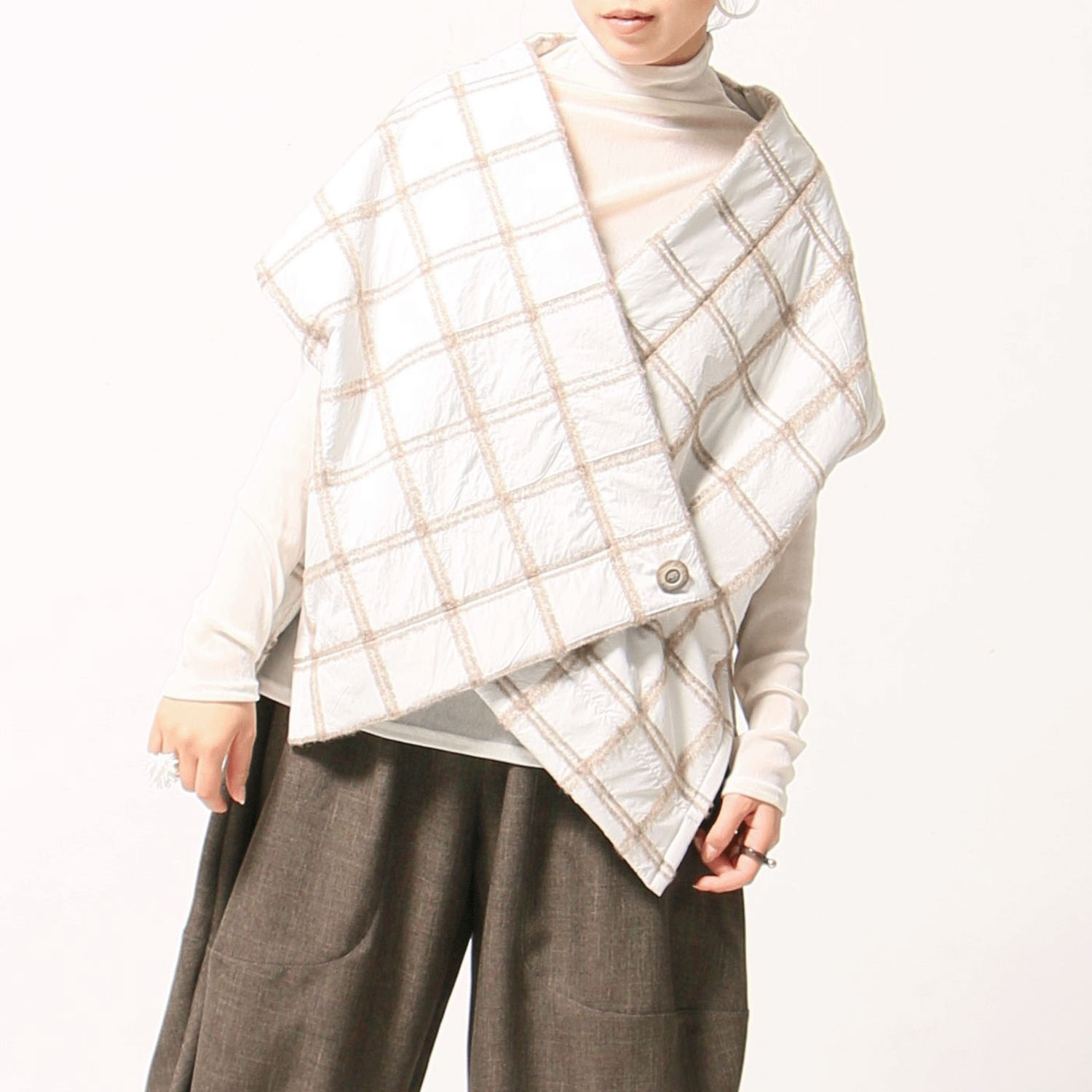 jalanjalan ブロックラインキルティングベスト - 画像1