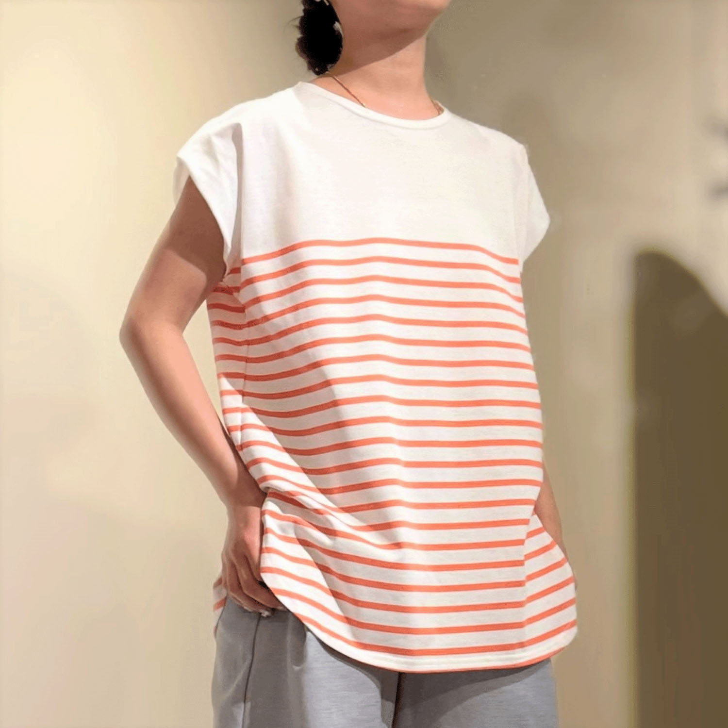 フレンチスリーブプルオーバー