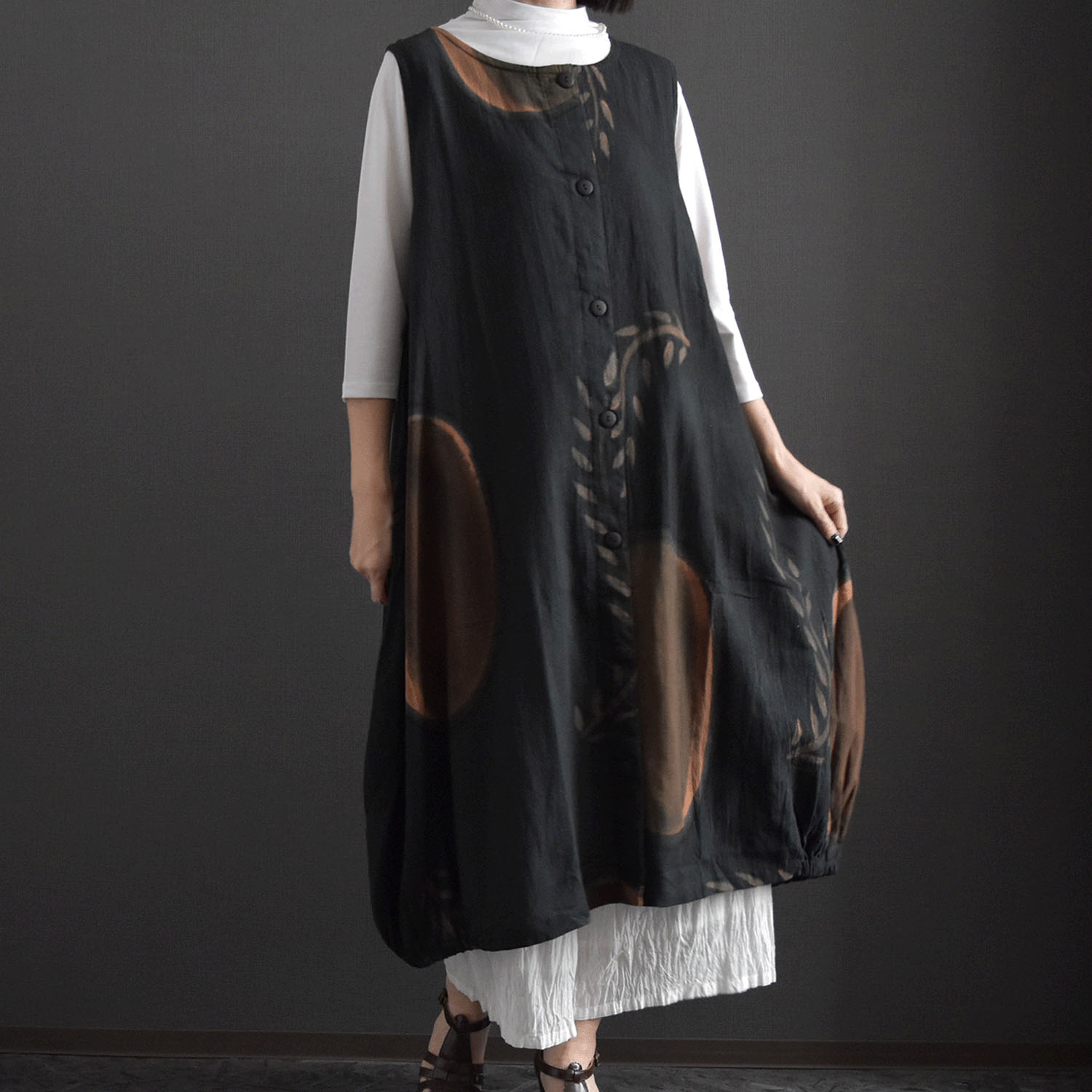 ケトレード 手書き柄ジャンパースカート - 画像1